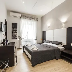 Stardust 3*, Roma Italia